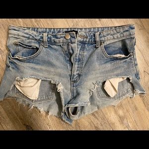 Forever 21 distressed high waisted denim shorts - cute and high quality